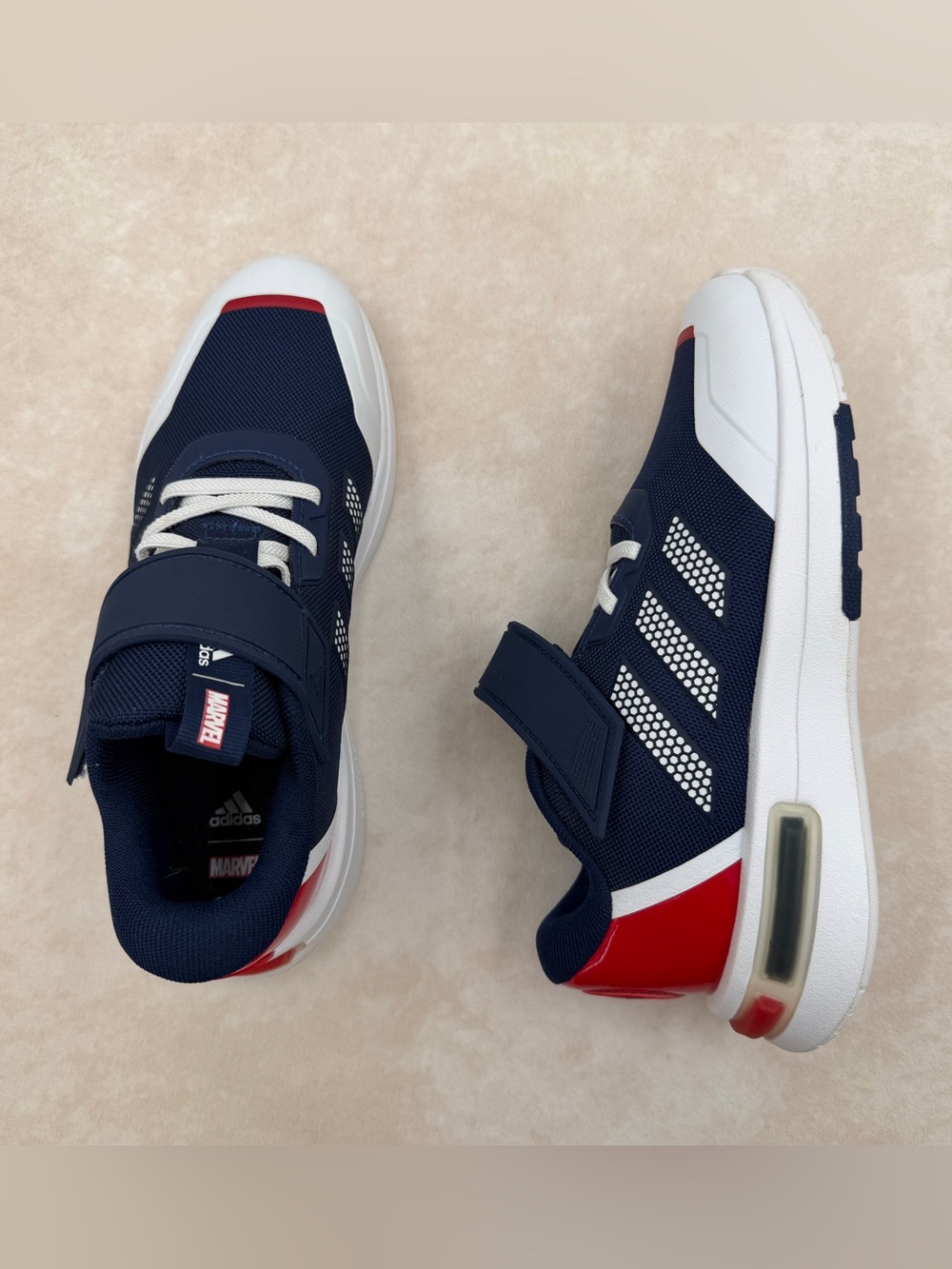 🆕 Adidas Marvel Captain America Sneakers